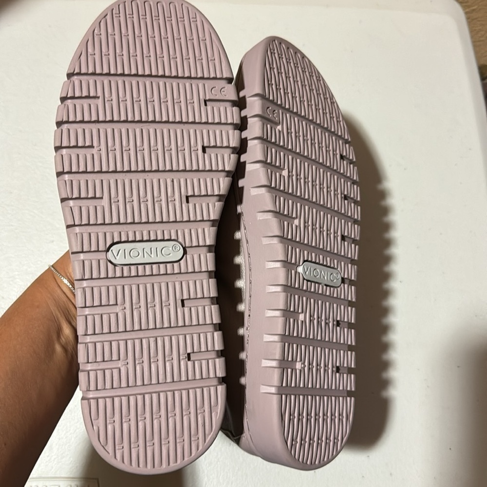 VIONIC UPTOWN BALLET SLIP ON. 7.5 Magnolia Dusk - Picture 6 of 7